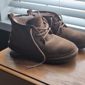 UGG Men's Chocolate Chukka Boots
